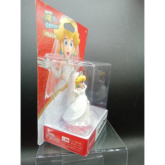 Super Mario Odyssey Princess Peach Amiibo Figure - Picture 6 of 6